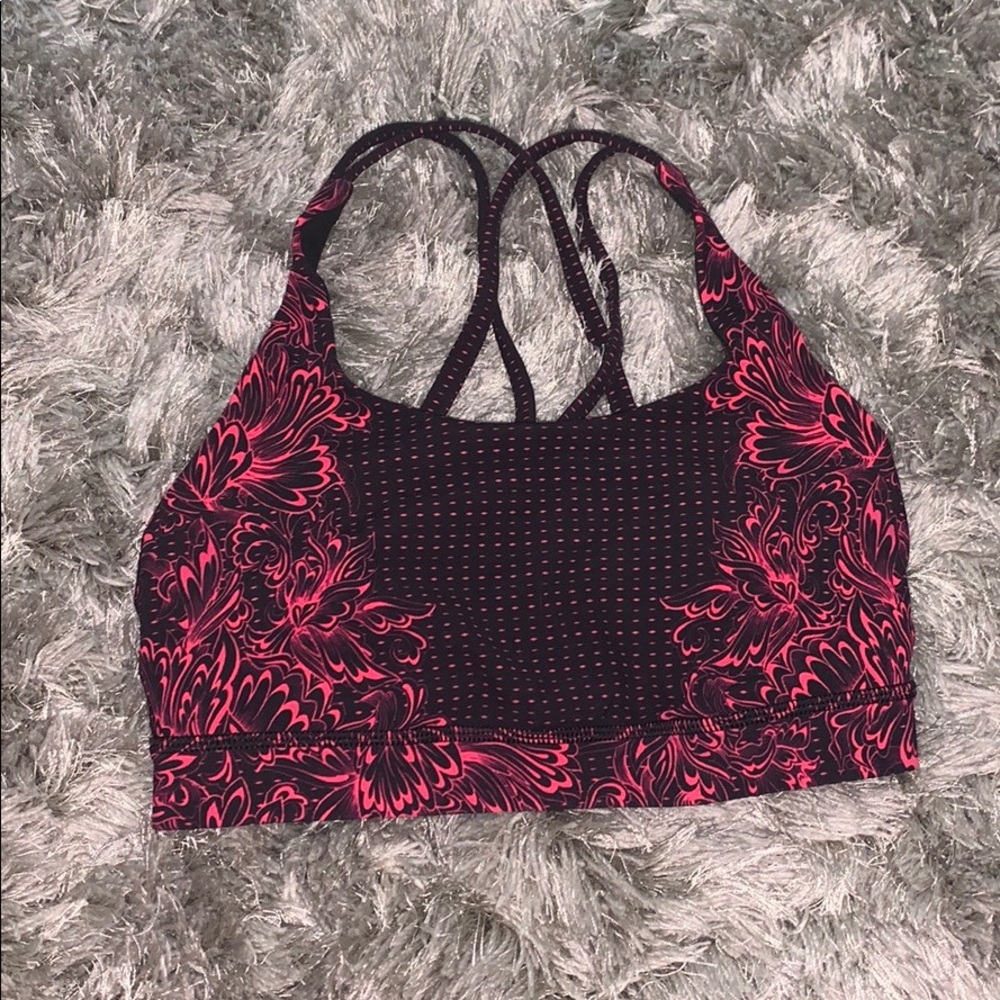 Lululemon sports bra, medium support, size 4